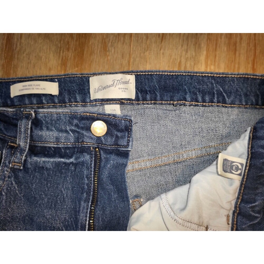 Universal Thread High Rise Flare Jeans Womens 10R Medium Wash Blue High Waisted - Picture 6 of 7